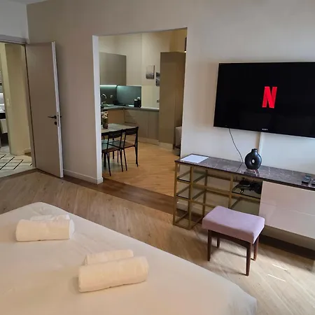 Apartament The Tsimiski Experience